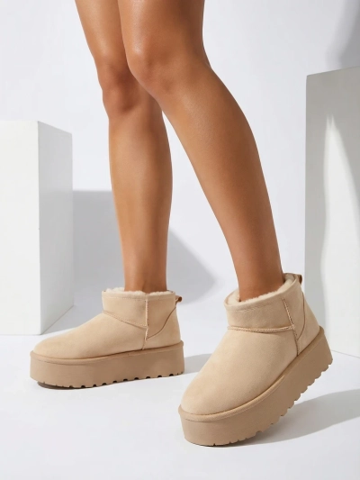 Royalfashion Damen Plateau a'la Schneestiefel Dagodo