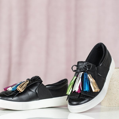 OUTLET Schwarze Sportsneaker mit Osederra-Fransen - Schuhe