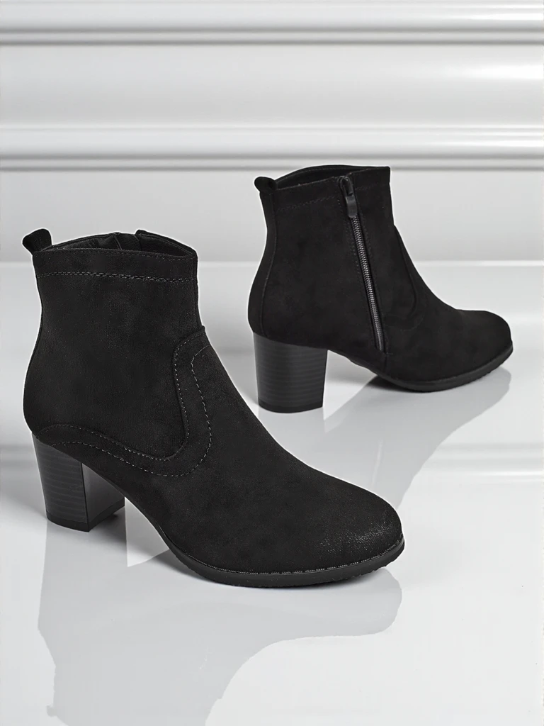 Damen Stiefeletten aus Eco-Wildleder mit Absatz Crimson Echo