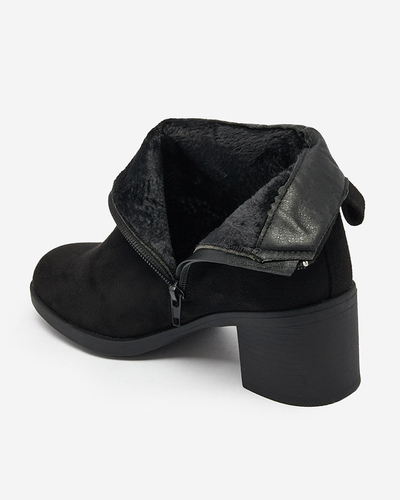 Royalfashion Schwarze Damenstiefel aus Öko-Wildleder Rejerry