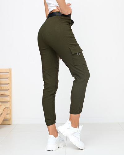 Grüne isolierte Cargohose mit Taschen - Kleidung