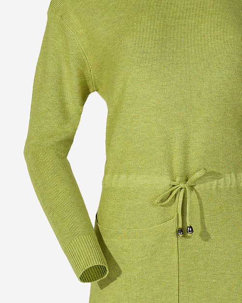 Зелена жіноча сукня-светр з високим горлом - Одяг