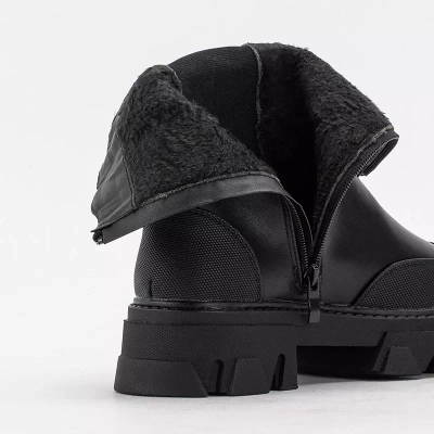 OUTLET Schwarze Damenstiefel auf massiver Rosidi-Sohle - Schuhe