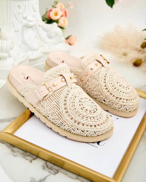 Royalfashion Жіночі шльопанці з вишивкою Leronip