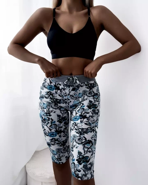 Damen 3/4 gemusterte Shorts in Weiß und Türkis PLUS SIZE- Kleidung