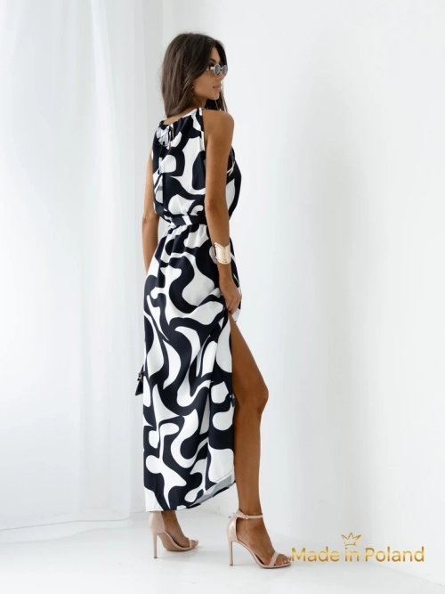 Royalfashion Жіноча міді-сукня на бретелях з поясом у геометричний візерунок