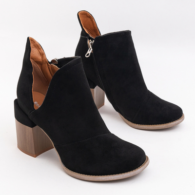 Damenstiefel mit Cut-Outs in Schwarz Plinara - Schuhe