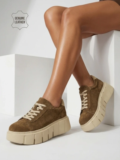 Sportliche Damen-Sneakers aus Naturleder Eller