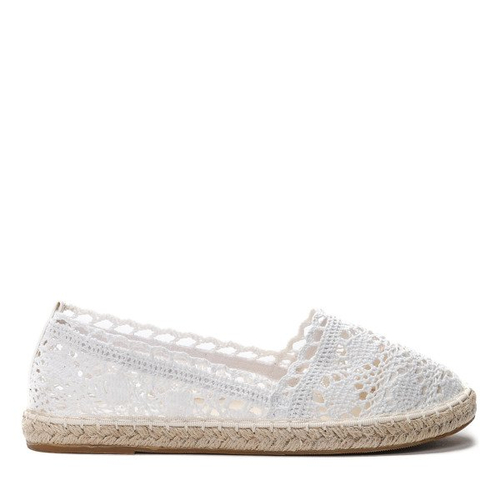 Białe, koronkowe espadryle- Obuwie