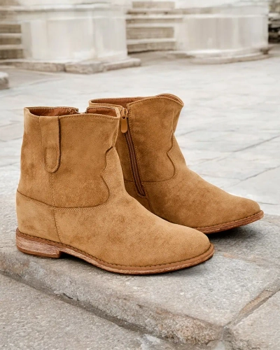 Royalfashion Braune Knöchelstiefel im Cowboy-Stil auf Keilabsatz Patorias