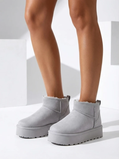 Royalfashion Kurze Damen Schneestiefel a'la Fofio