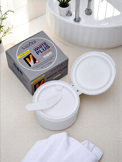 Sadoer Zahnaufhellungspulver entfernt Tabakflecken