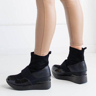 Schwarze Damen-Slipper mit Prägung und Lackleder Keledi - Schuhe