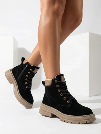 Royalfashion Schwarzer und brauner isolierter Damen-Trapper-Stiefel Radoras