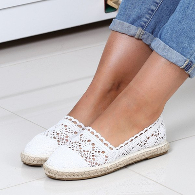 Białe, koronkowe espadryle- Obuwie
