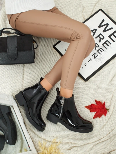 Lackierte Damenstiefeletten Calvera