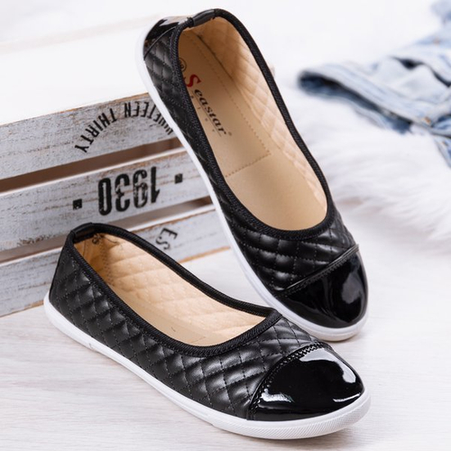 Чорний накладний верх із стьобаною фатимою - Взуття