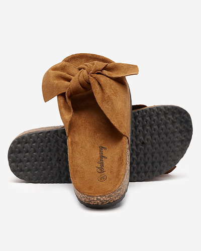 Коричневі жіночі шльопанці з бантом Ewerka