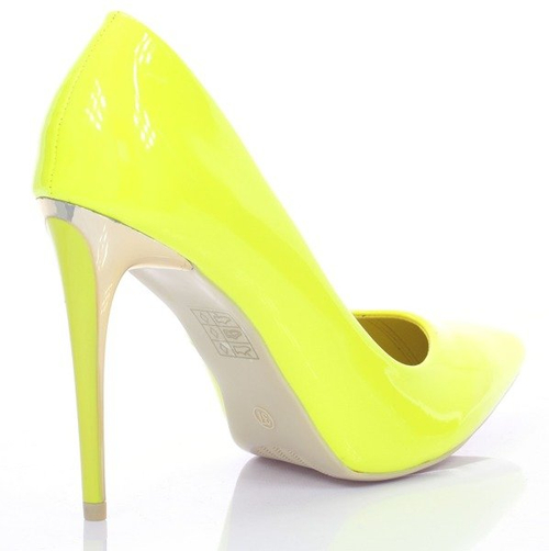 Lakierowane czółenka w kolorze żółtym - Obuwie