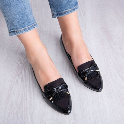 Schwarz lackierte Slipper mit Mandelmullazee - Schuhe 1