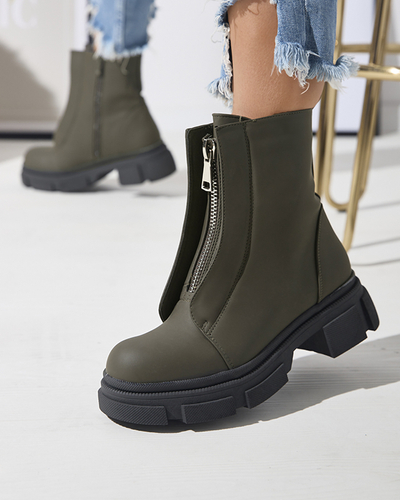 Isolierte dunkelgrüne hohe Damenstiefel Slovys- Footwear