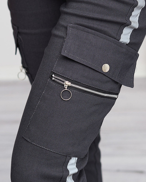 Світло-сірі жіночі штани зі світловідбиваючими смугами