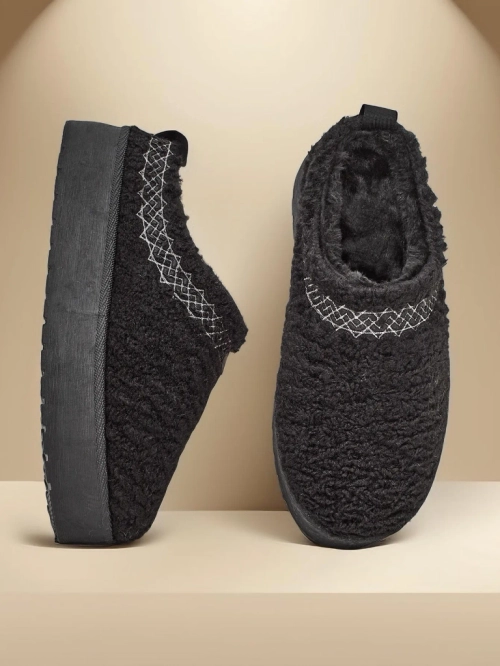 Жіночі короткі снігурі Royalfashion Sesele