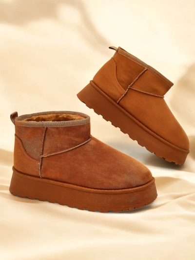 Royalfashion Kurzschuhe, die Frauen-Schneestiefeln ähneln Fortesse