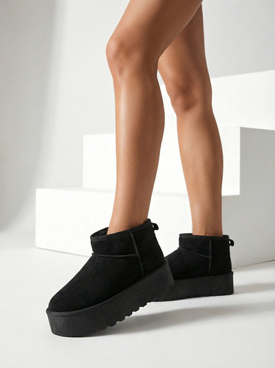 Royalfashion Damen Plateau-Schneestiefel a'la schwarz Dagodo