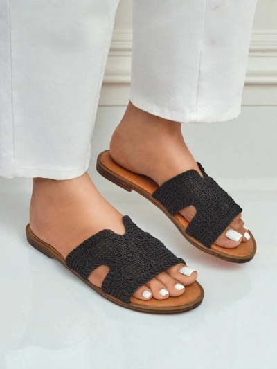Rpyalfashion Damen-Sandalen mit dekorativem Riemen Braida