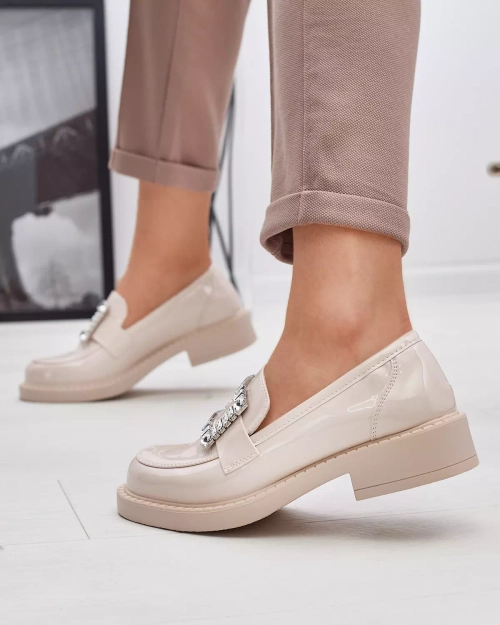 Бежеві жіночі лофери Larri