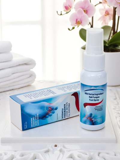 Spray zur Linderung der Symptome von Fuß- und Nagelmykose