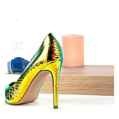 Голографічні золоті туфлі-човники зі зміїним тисненням Rio - Взуття