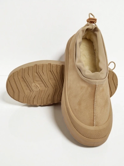 Kurze Damenstiefel a'la Schneestiefel Velisee