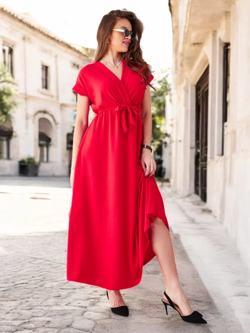 Royalfashion Жіноча міді-сукня з об'ємним вирізом, короткими рукавами та поясом