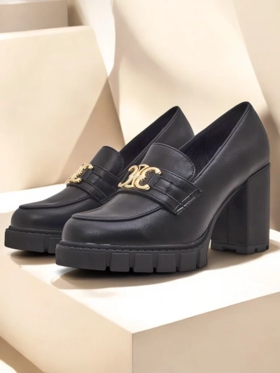 Damen Nero Aurora Pumps mit Blockabsatz und goldener Schnalle, Öko-Leder