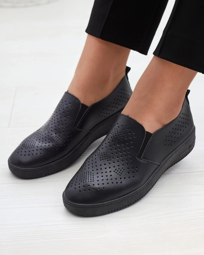 Durchbrochene Damen-Tennisschuhe mit flacher Sohle Alaga - Schuhe