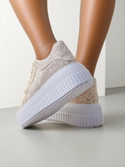 Royalfashion Жіночі спортивні кросівки з шнурівкою Coronna