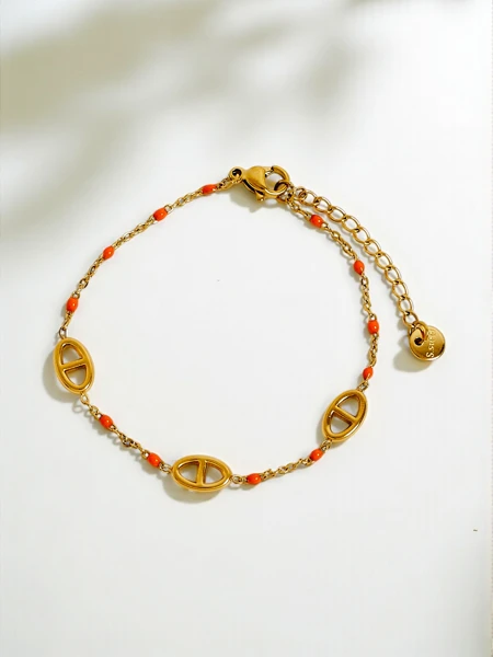 Aurelia Perseus - elegantes, vergoldetes Armband mit geometrischem Motiv