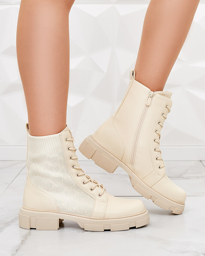 Royalfashion Viectace cremefarbene Damenstiefel mit flachem Absatz