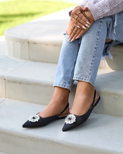 Schwarze Etalli Ballerinas. Schuhe