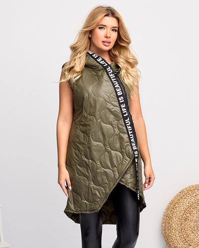 Темно-зелений довгий стьобаний жилет з принтом