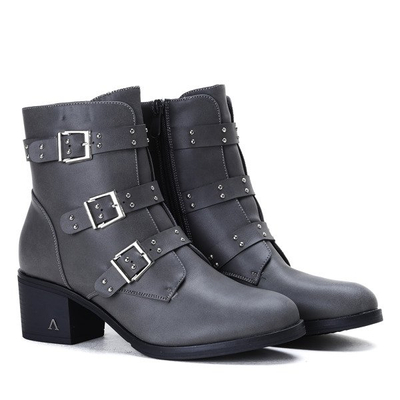 Graue Stiefel auf einem niedrigen Pfosten mit dekorativen Schnallen Aline - Footwear