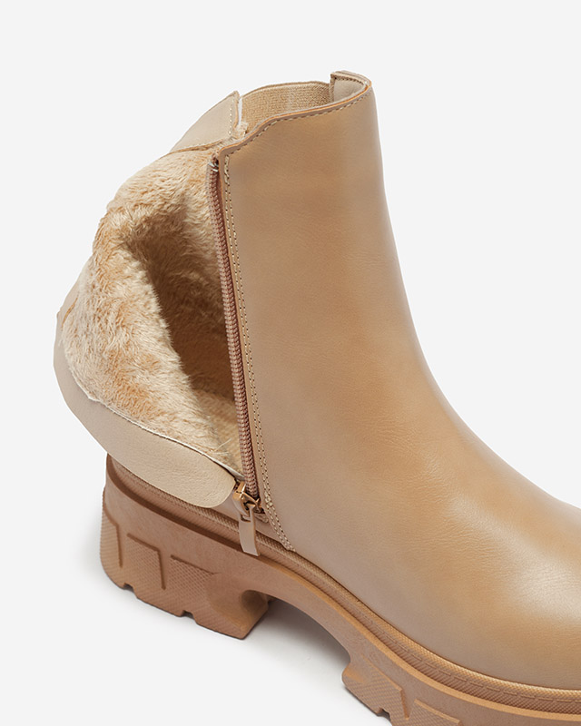 Klassischer isolierter Damenstiefel in der Farbe camel Ernista - Footwear