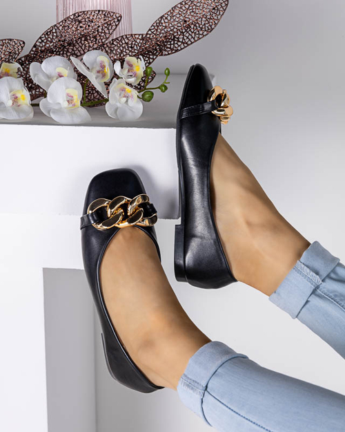 OUTLET Чорні жіночі балерини з екошкіри з золотим орнаментом Gassi - Туфлі