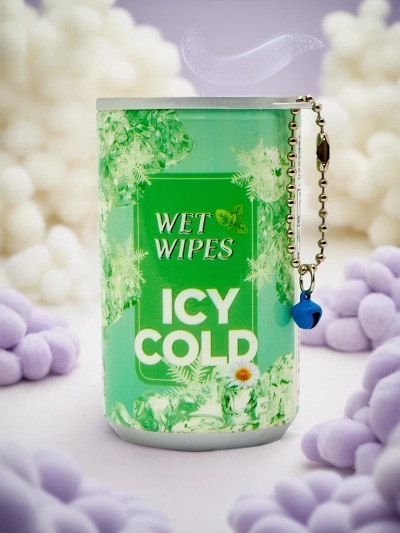Feuchtigkeitstücher in dekorativer Verpackung ICY COLD 30 Stück