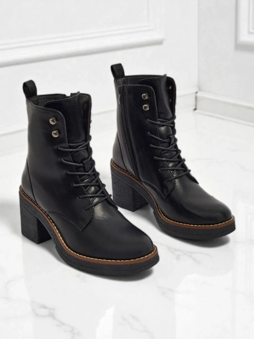 Жіночі ботильйони зі екошкіри на підборах-стовпчику Zeltra