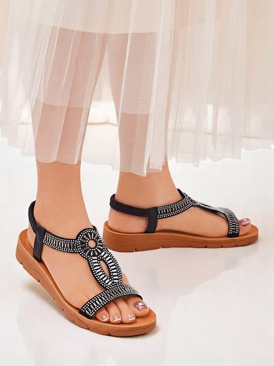 Royalfashion Damensandalen mit dekorativen Riemen Ava Shine