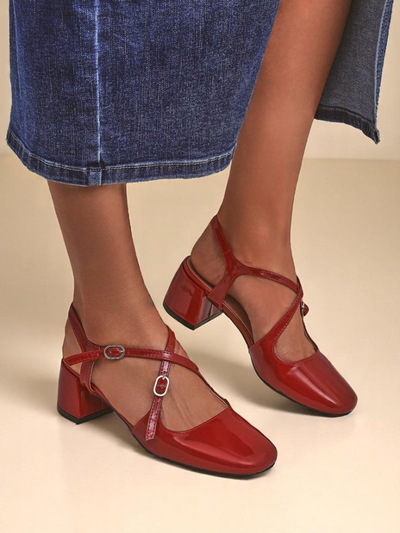 Royalfashion Damenschuhe mit niedrigem Absatz und dekorativen Riemchen Lollita