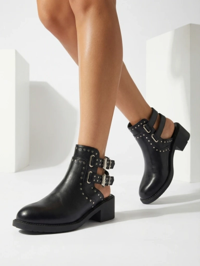 Schwarze Damenstiefel mit Ausschnitten Dlagona- Footwear